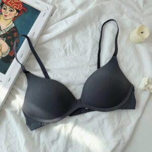 Pure Comfort Seamless No-Show Contour Bra