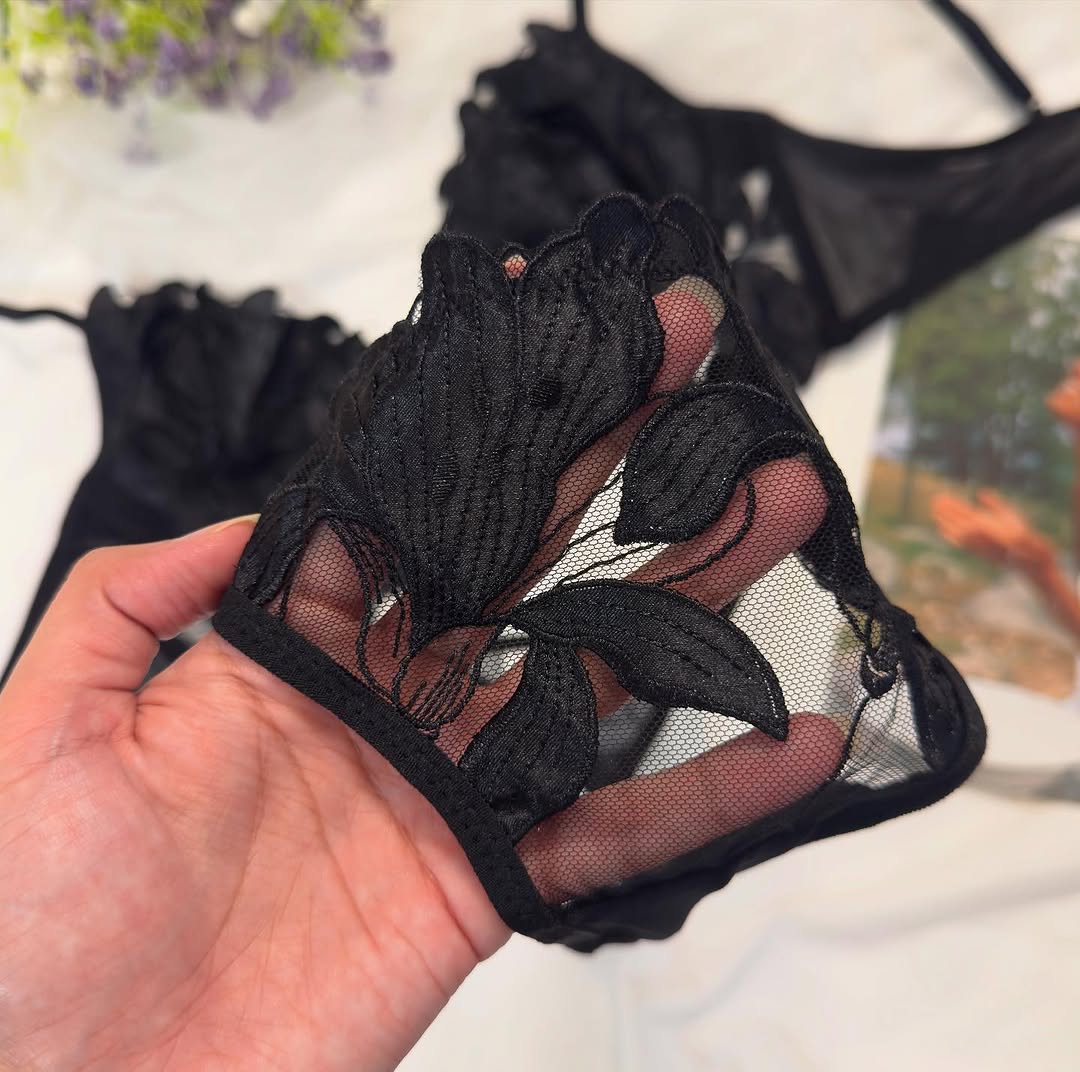 Women's Luxury Floral Applique Sheer Mesh Lingerie Set - Image 6